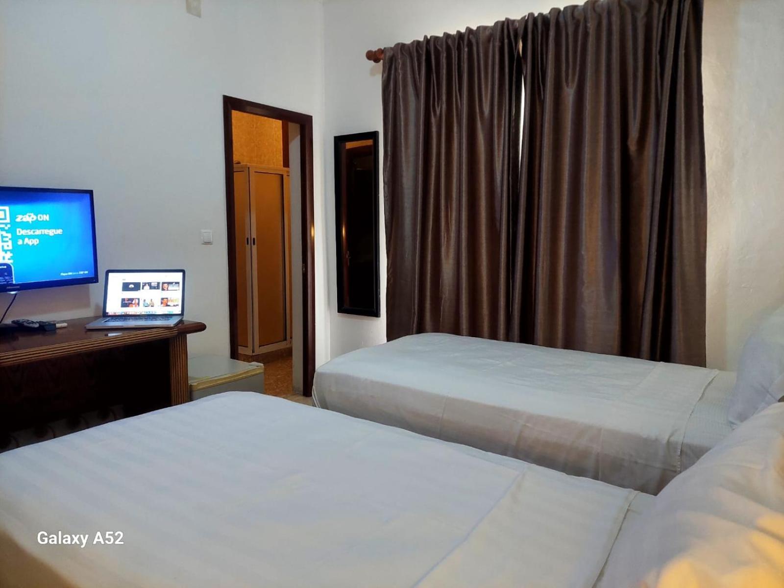 Hotel Residencial Ramire-Tour Benguela Extérieur photo
